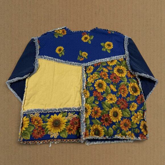 Vintage Quilt Patchwork Floral Denim Handmade Reversible Jacket Fits like XL - Picture 3 of 8